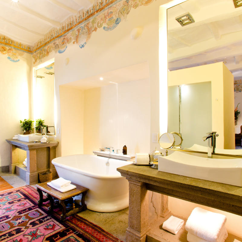 Plaza Suite