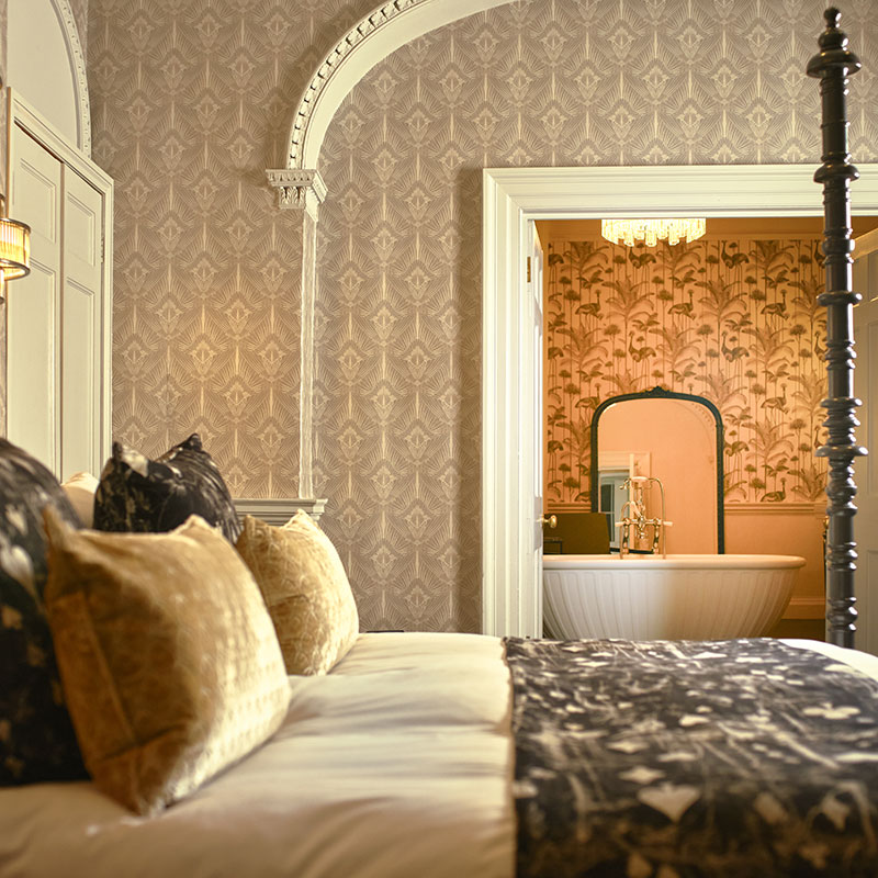Four Poster Suite