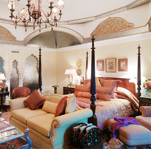Historical 1 Bedroom Suite Garden View