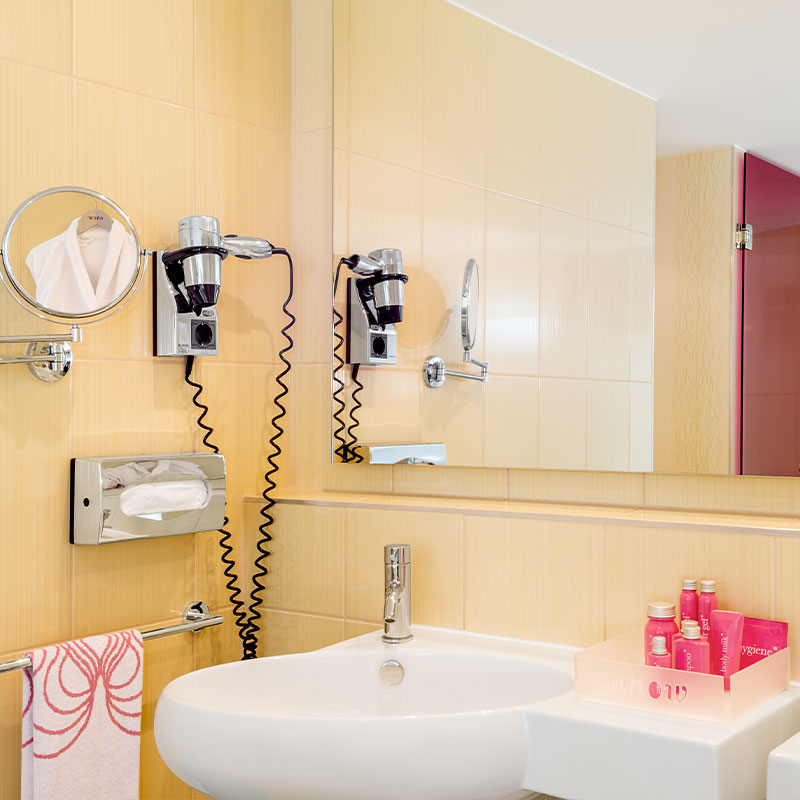Nhow Junior Suite Double With River View