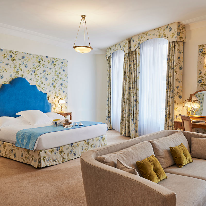 Deluxe Family Room