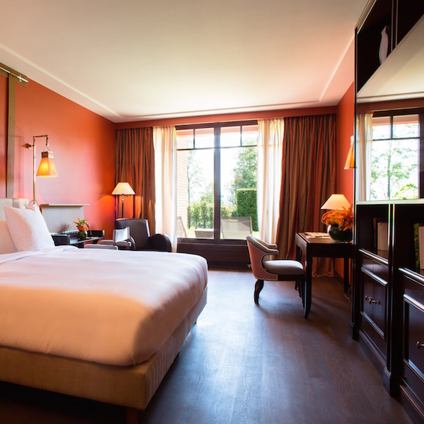 Deluxe Room - 1 King Bed