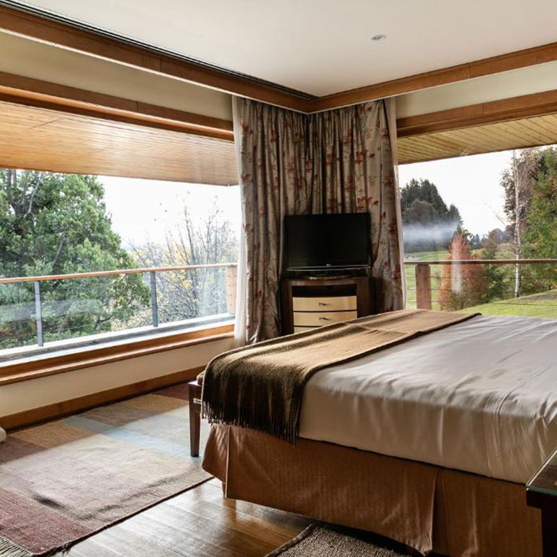 Deluxe Moreno Lake Suite