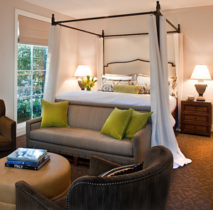 Deluxe Room - 1 King Bed