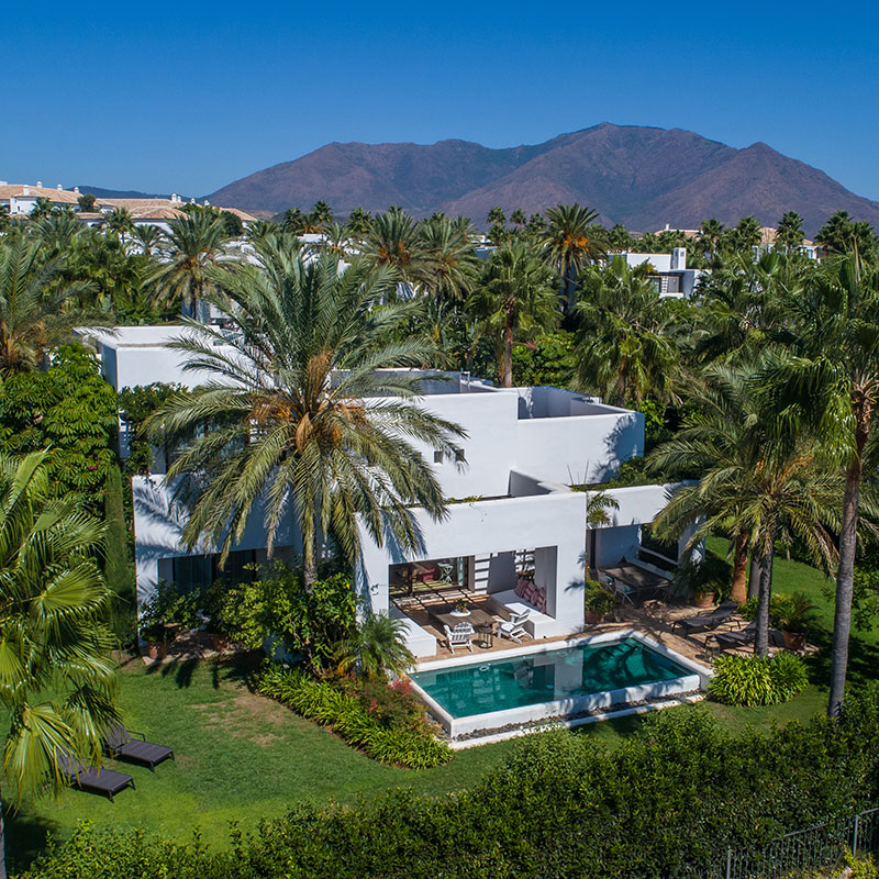 4 Bedroom Private Villa