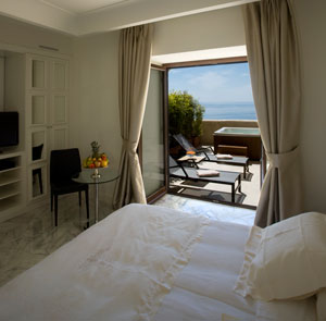 Deluxe Pool Terrace Sea View
