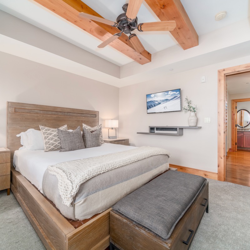 2 Bedroom Penthouse (Dallas)