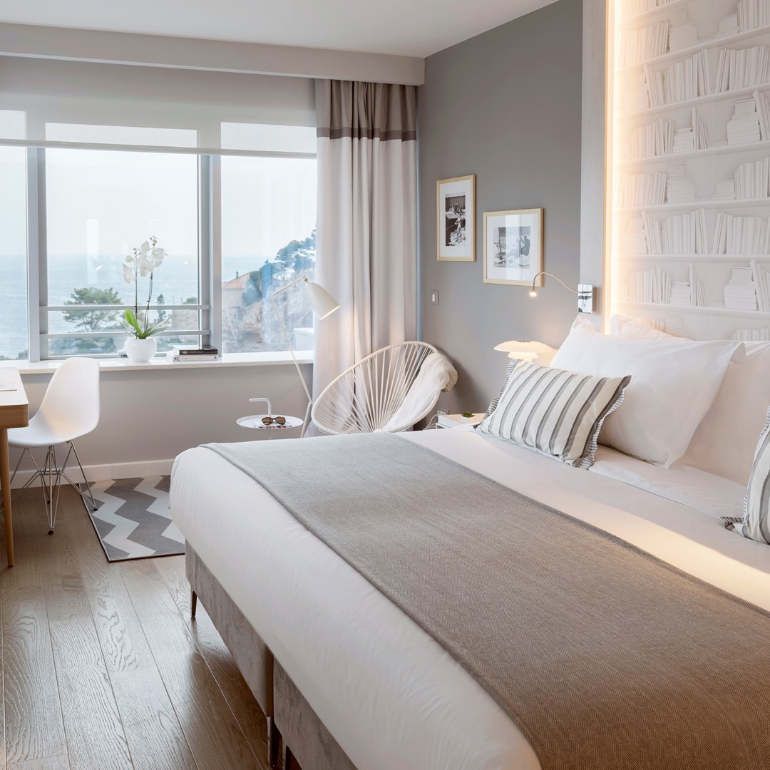 Classic Sea View Room