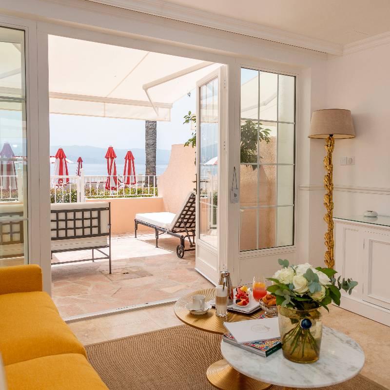 Chambre Signature- Salon séparé vue mer