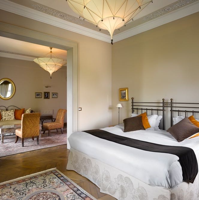 Luxury Suite