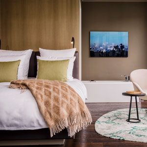 Embassy Room