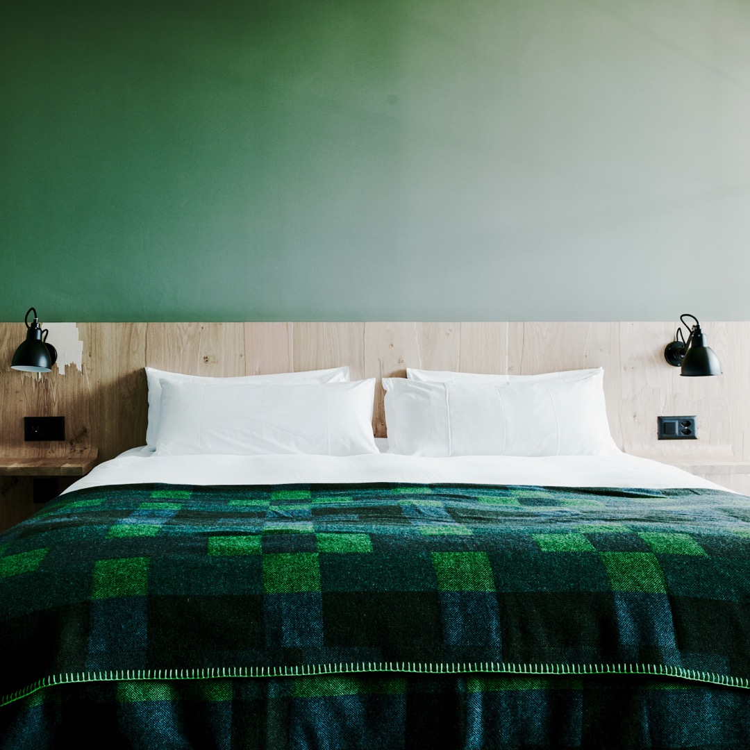 Deluxe Room South