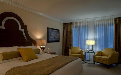 Boutique King Room
