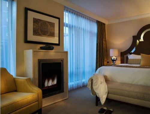 Boutique King Room