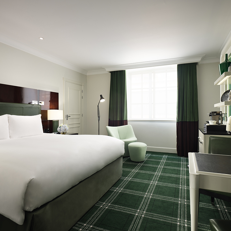 Luxury Room - 1 King Bed