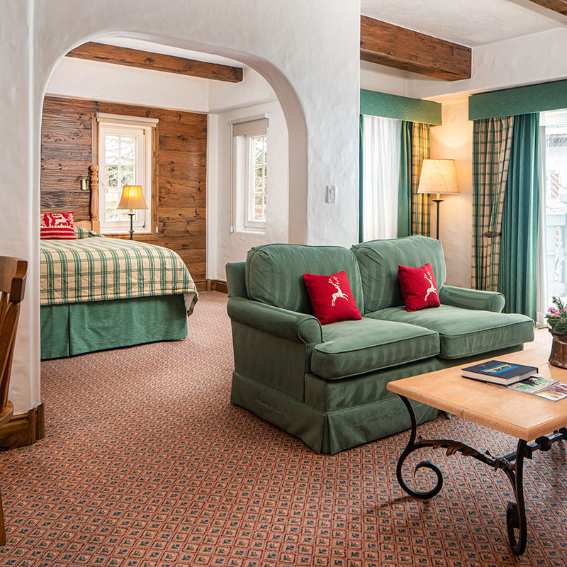 Cross Creek Junior Suite 1 King
