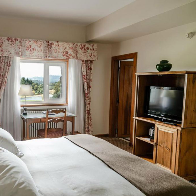 Standard Queen Room In Bustillo Building