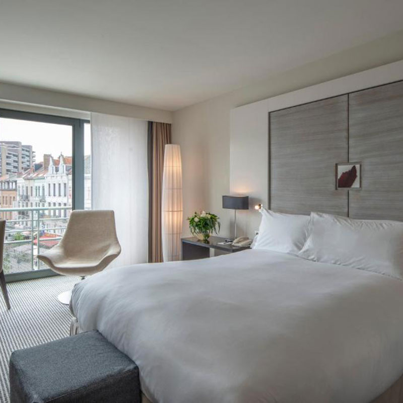 Luxury Room - 1 Queen Bed