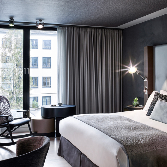 Superior Room - 1 King Bed
