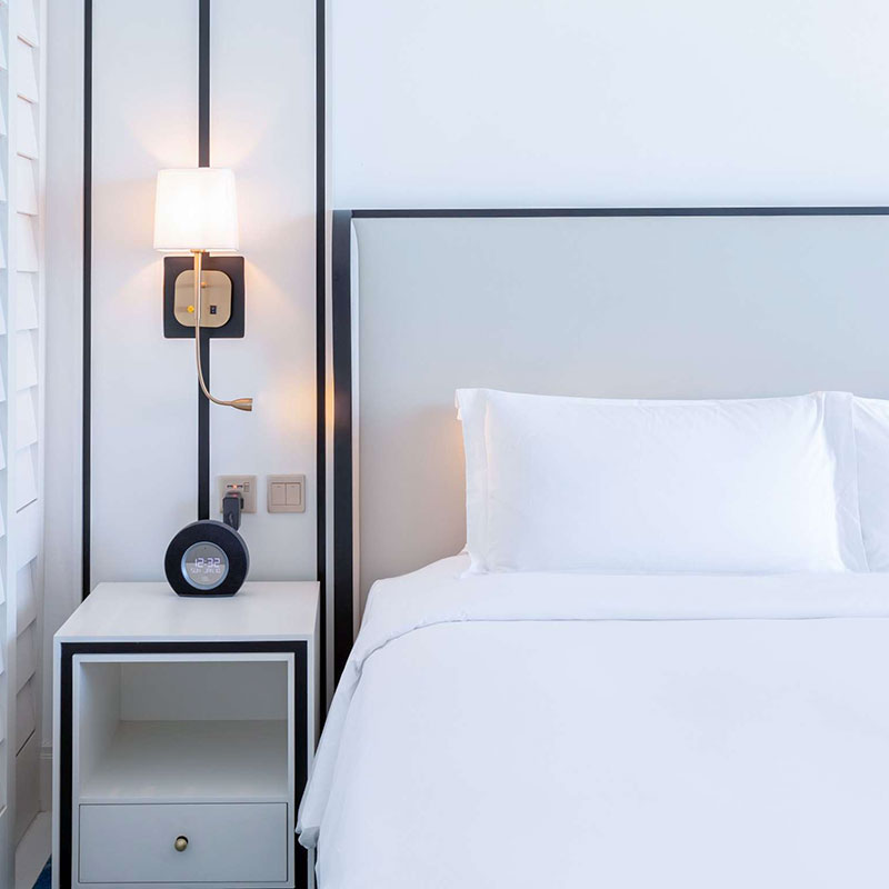 Luxury Room - 1 King Bed