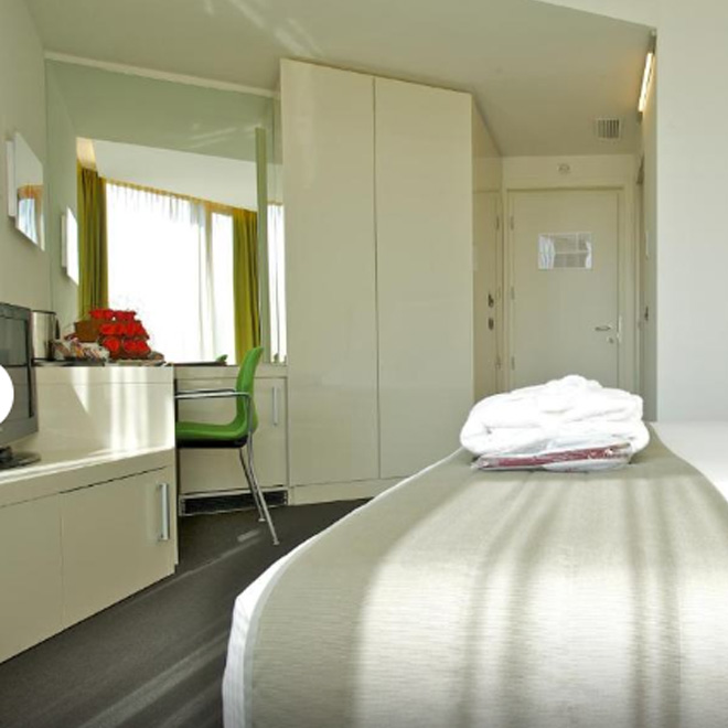 Superior - 1 King Bed