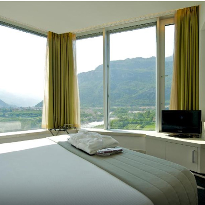 Superior - 1 King Bed