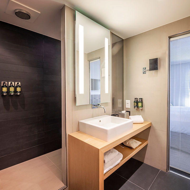 Superior King Room 