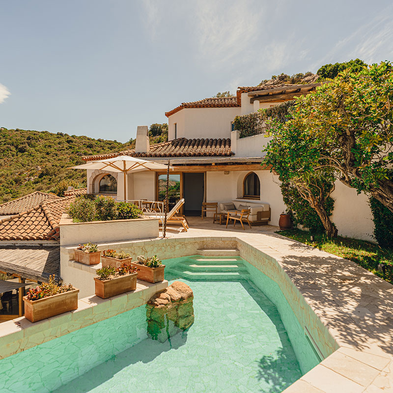 Aethos Pool Suite