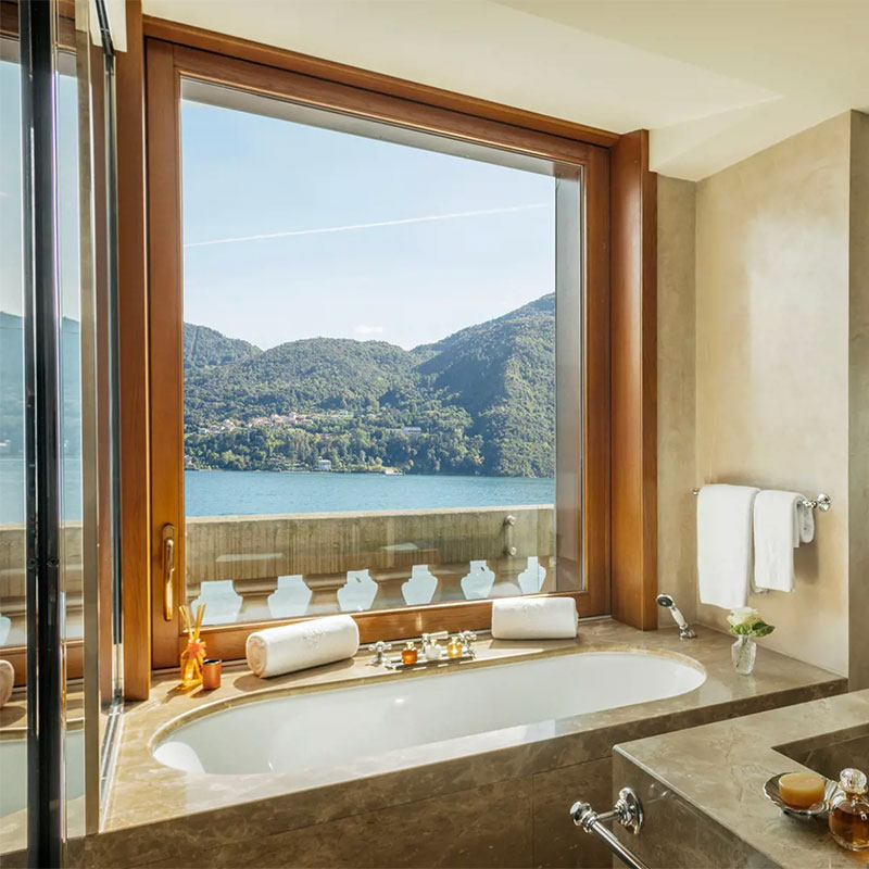 Rooftop Corner Suite