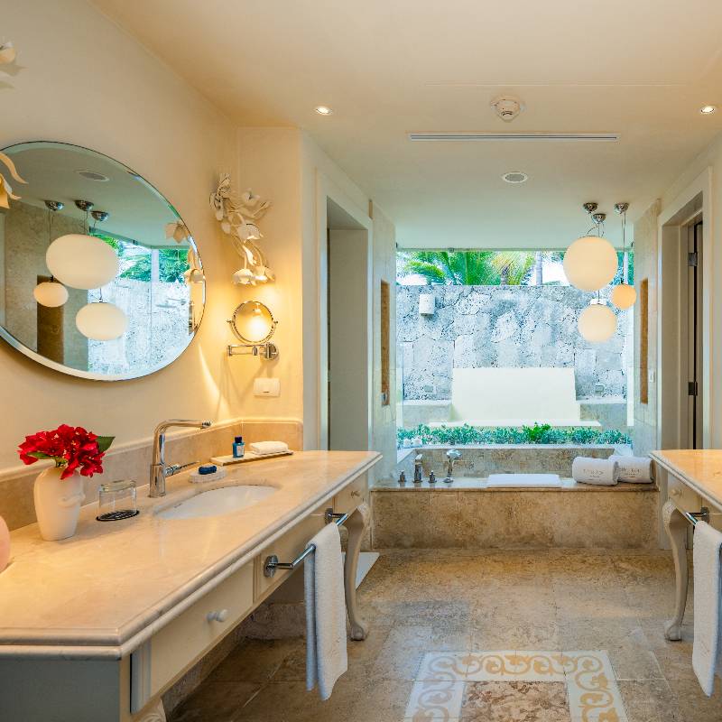 Luxury Pool Family Suite