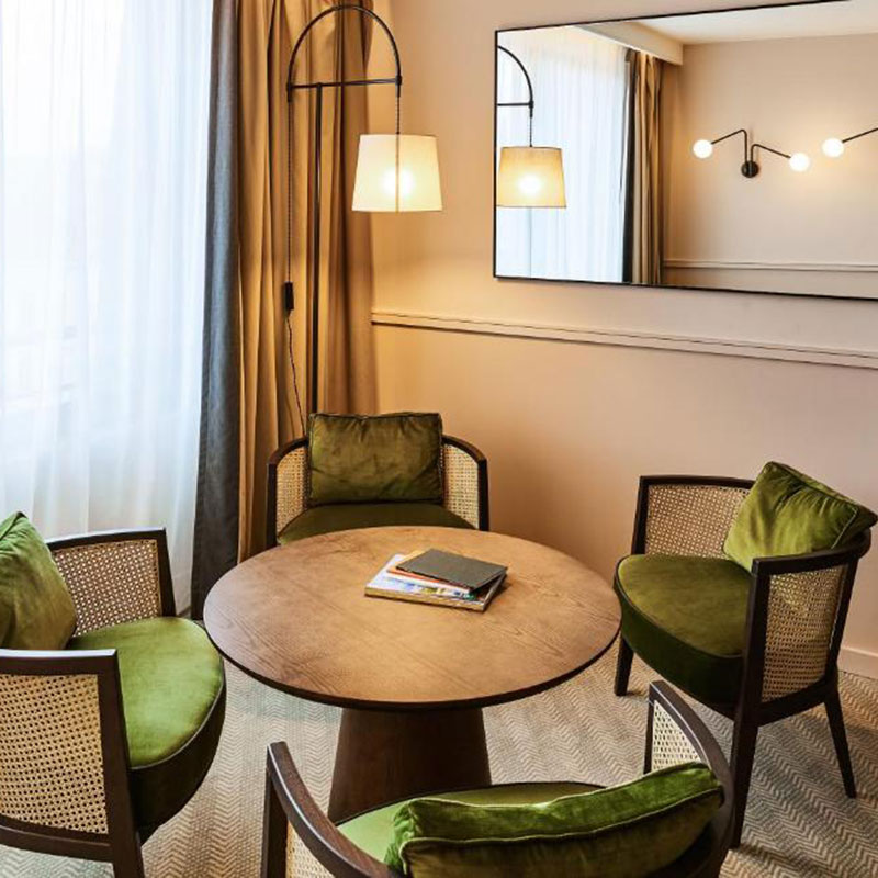 JUNIOR SUITE, 1 Qn Size Bed, Living Area