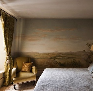 Sir Vincent - 1 Queen Bed