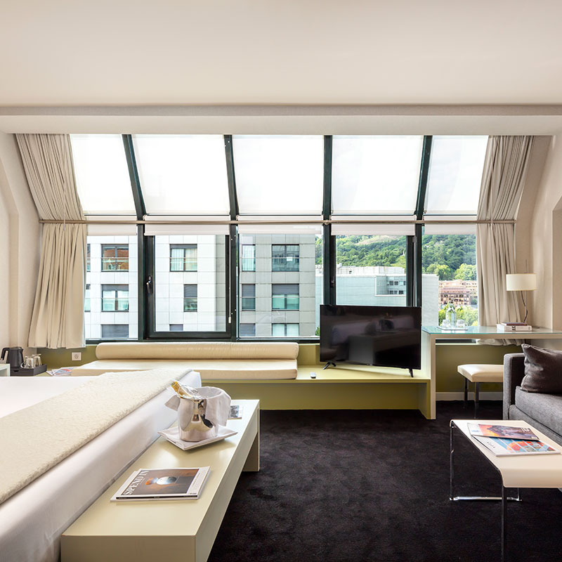 Junior Suite Guggenheim views