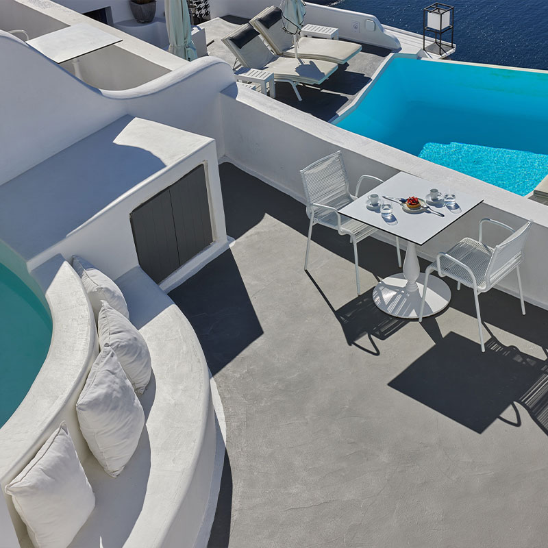 Honeymoon Suite