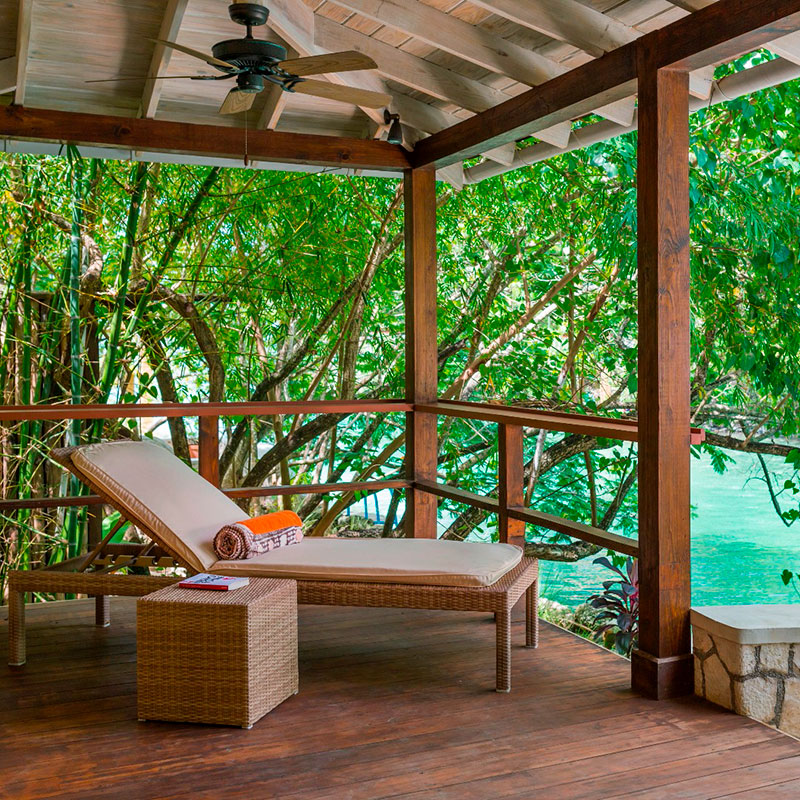 One Bedroom Lagoon Villa