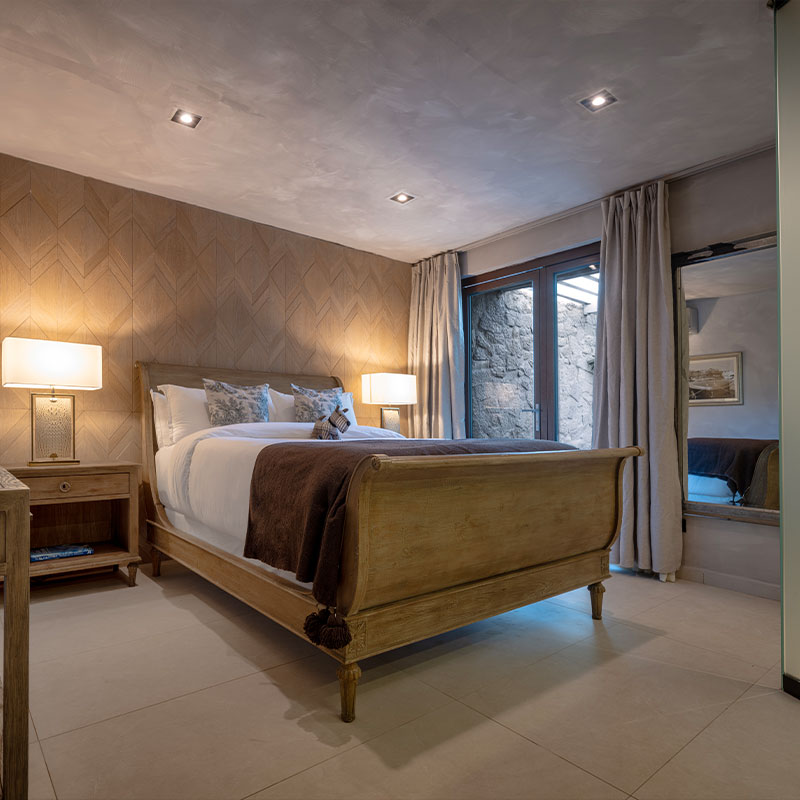 Mediterranean Suite 