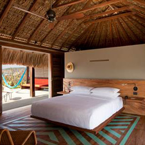 Deluxe Room - 1 King Bed