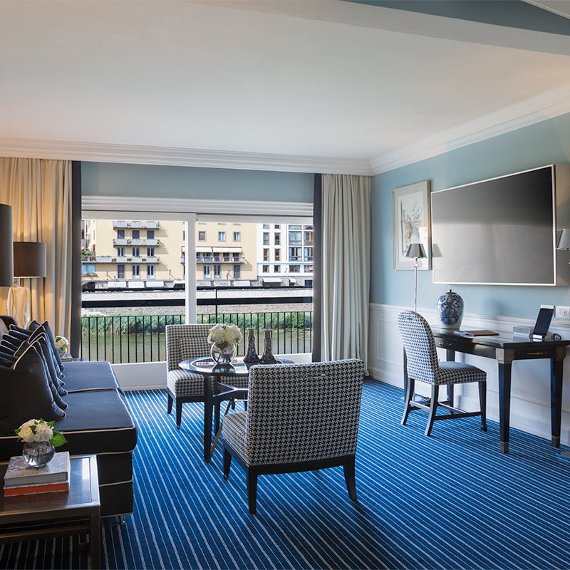 Signature Suite River View