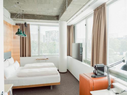 Panorama Room