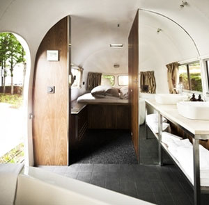 Airstream Caravan