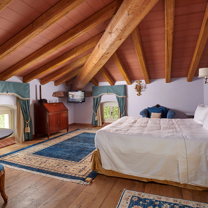 Tradition Room