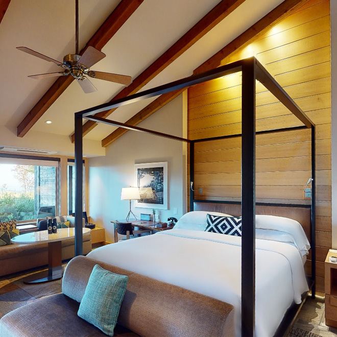Hot Tub Suite
