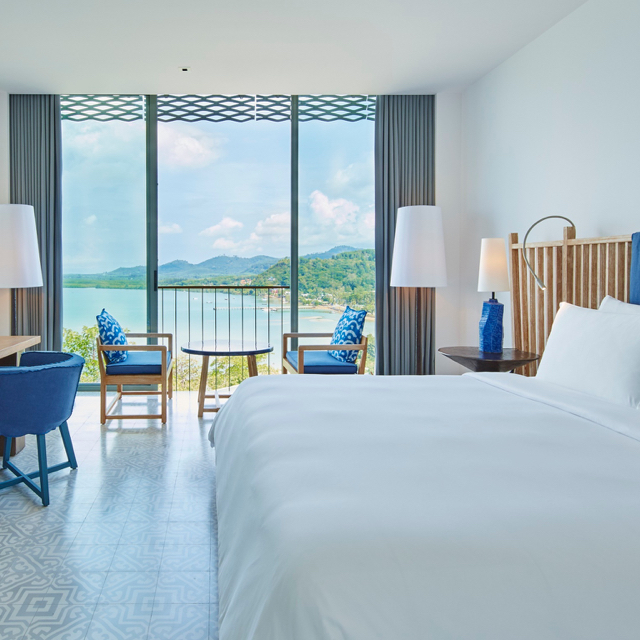 Bay Room King