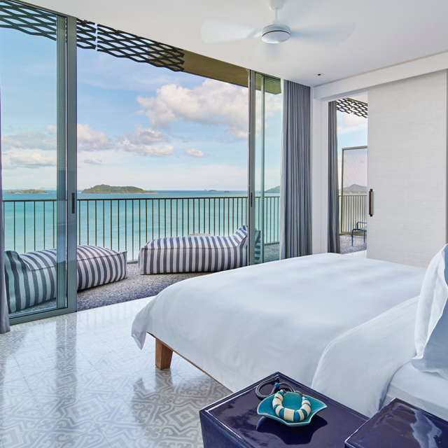 Bay Suite