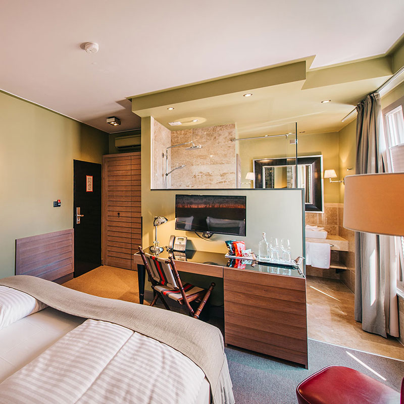 Deluxe Double or Twin Room