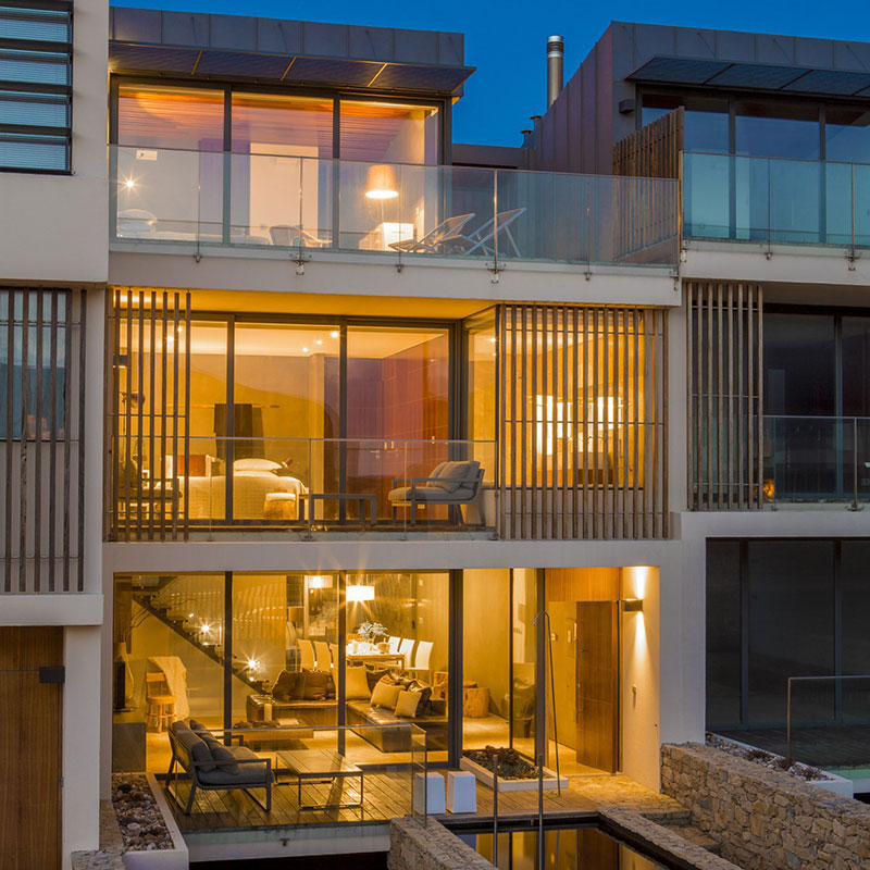 Townhouse Green for Families & Friends