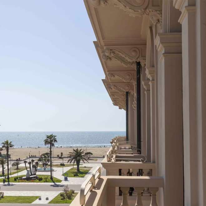 Deluxe Side Sea View