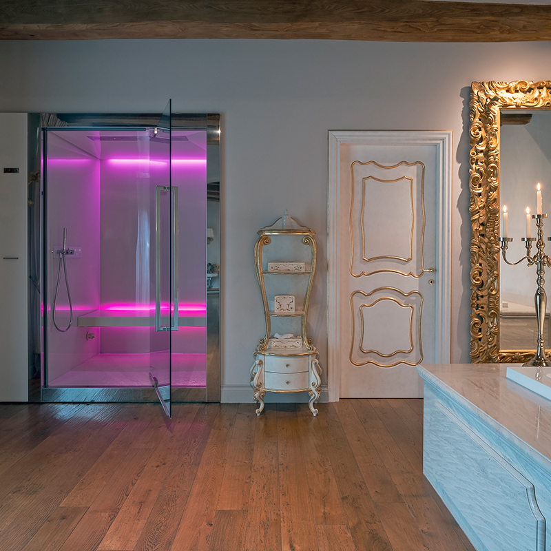 Deluxe Spa Suite