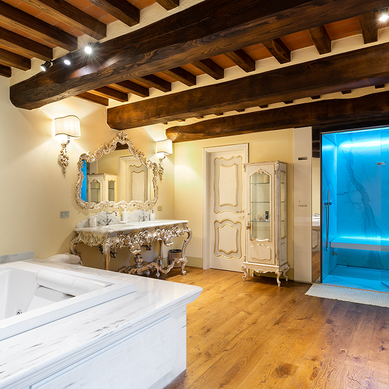 Exclusive Spa Suite