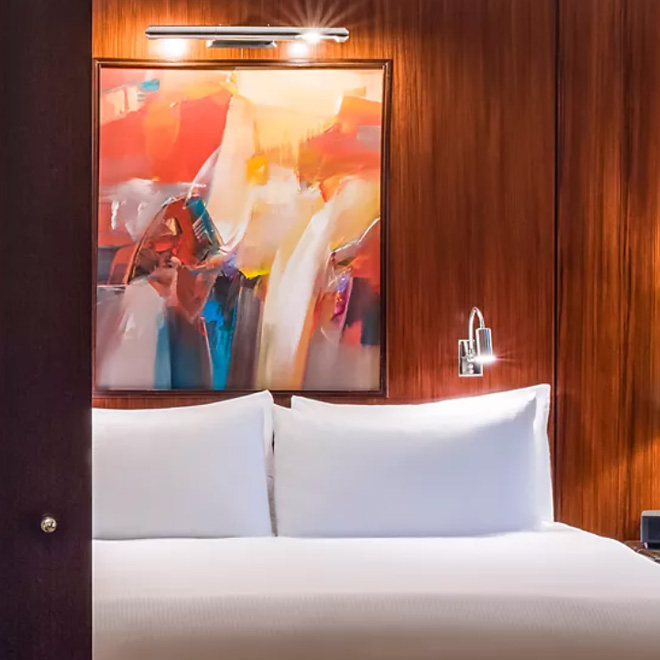 Prestige Suite - 1 King Bed